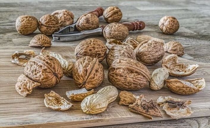 Diverses noix pour la santé des hommes